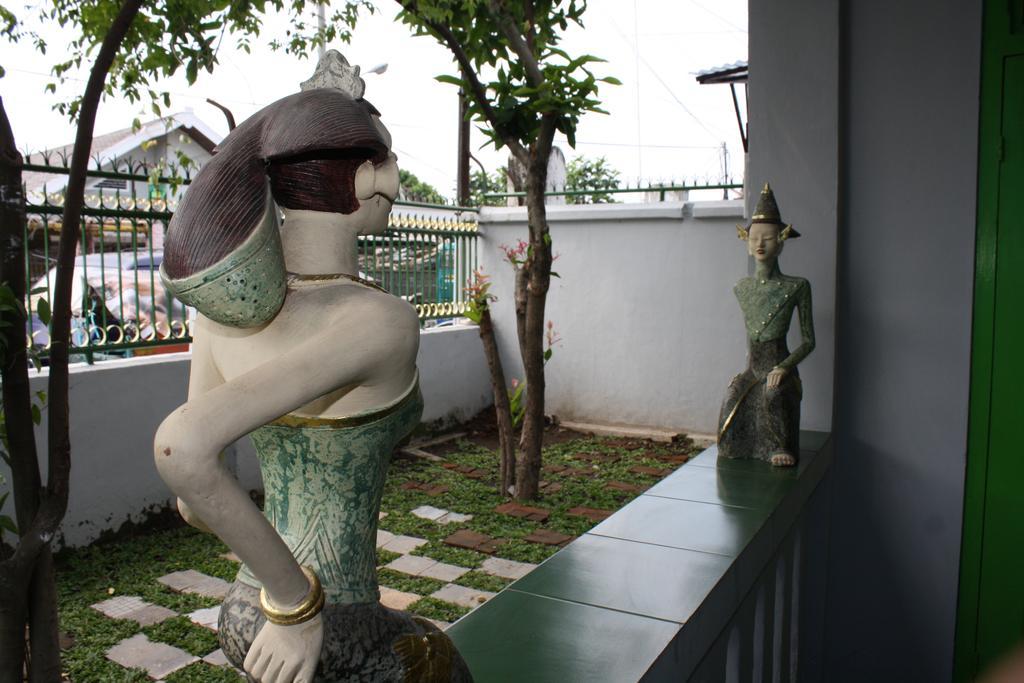 Jasmine Heritage Homestay Yogyakarta Exterior foto